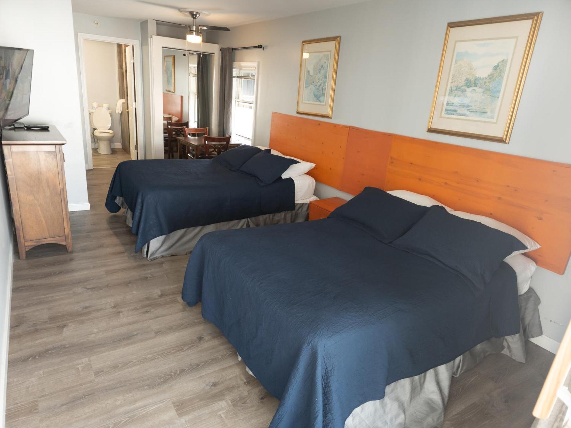 Ships Inn Hampton Bagian luar foto