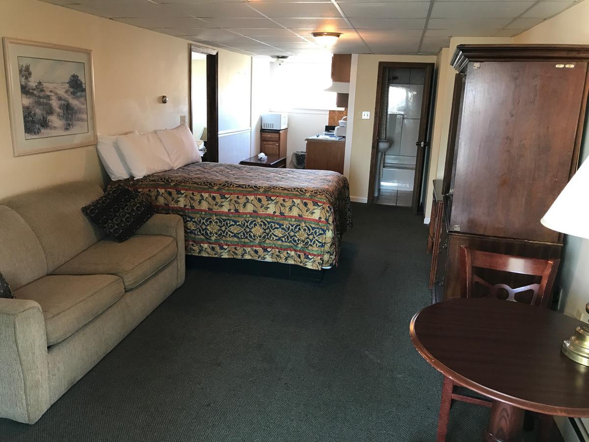 Ships Inn Hampton Bagian luar foto